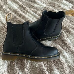Doc Martens womens size 9 boot never worn
